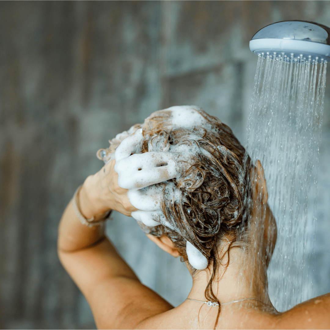 6 errores que cometes al lavar tu pelo
